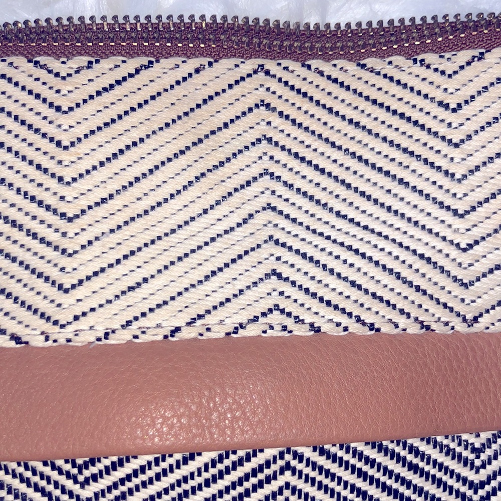 FOSSIL CROSSBODY - Picture 14 of 15